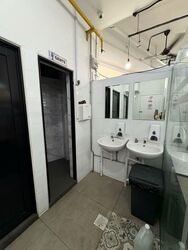 Upper Paya Lebar Road (D19), Shop House #576268261